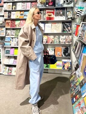 Djerf Avenue Staple 100% Organic Cotton Sweatpants Joggers Baby Blue Pants